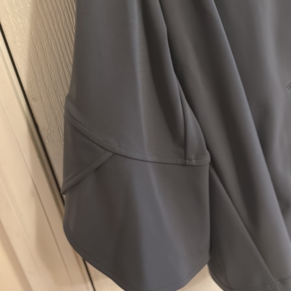 Brand NEW beautiful Cloak - Picture 3 of 4